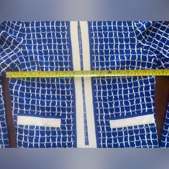 St. John Collection Royal Blue window-pane design.  Size 4 - Picture 3 of 4